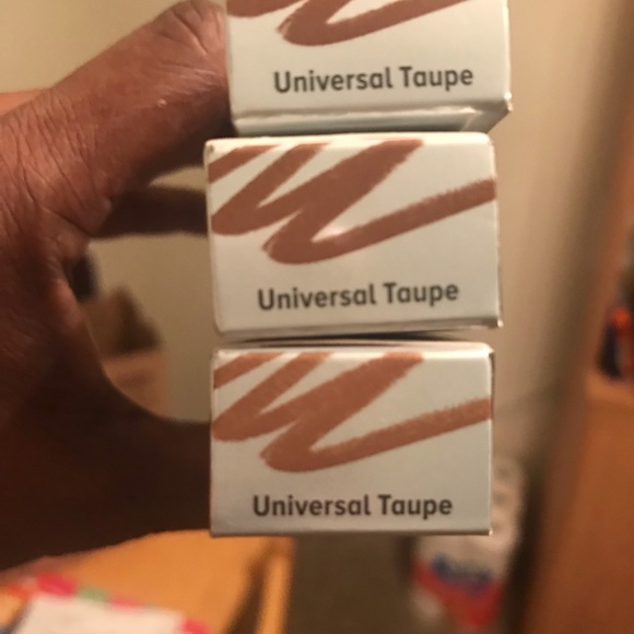 IT Cosmetics Universal Brow Pencil - Picture 3 of 4